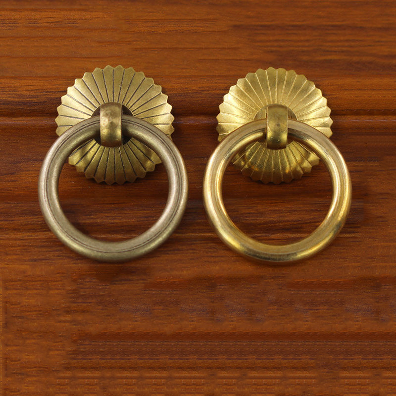 ลูกบิดทองเหลืองแบบดึงสำหรับตู้ - Furniture Hardware Drop Pulls บทวิจารณ์และราคา